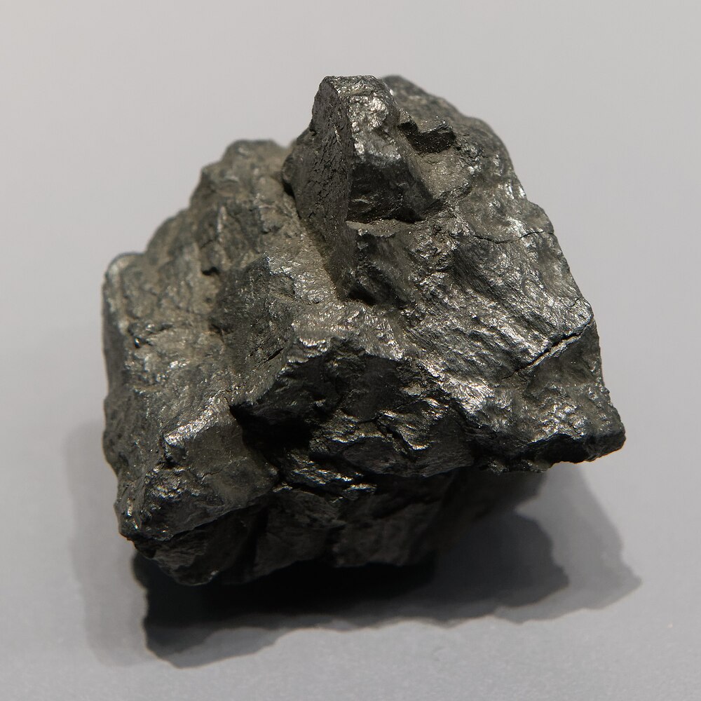 Native graphite from Chardonnet in Haute-Savoie, France, given by Mr Gaultier of Chambéry. Gallery of Mineralogy of the Muséum National d’Histoire Naturelle in Paris.